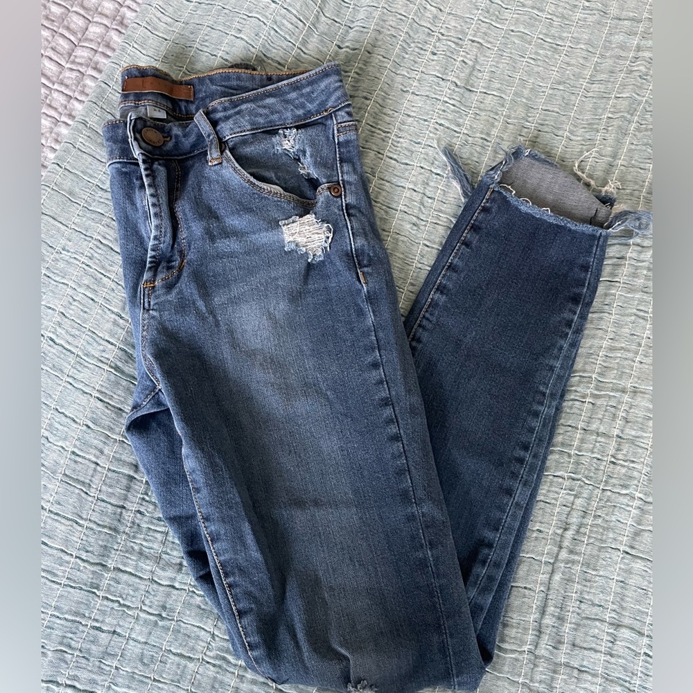 Leith Ripped Jeans - Picture 3 of 4